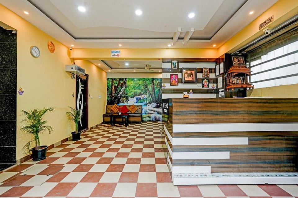 Super Hotel O Ganakkal Near BGS Hospital Junction formerly Omkar Global Inn Hotel in Bengaluru