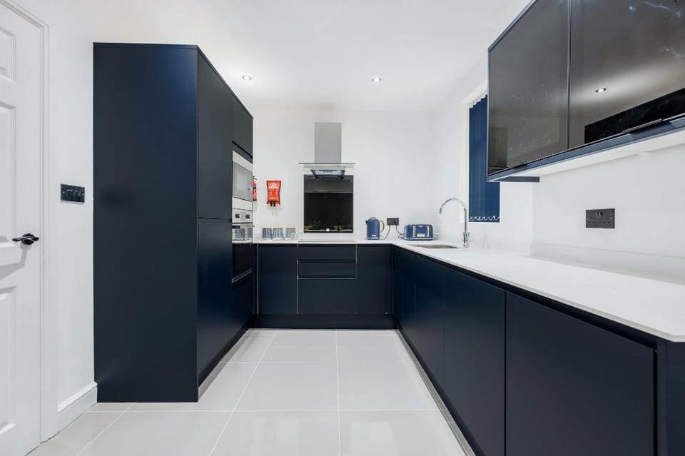 Wellington Suites by Sasco Apartments Apartment in Blackpool
