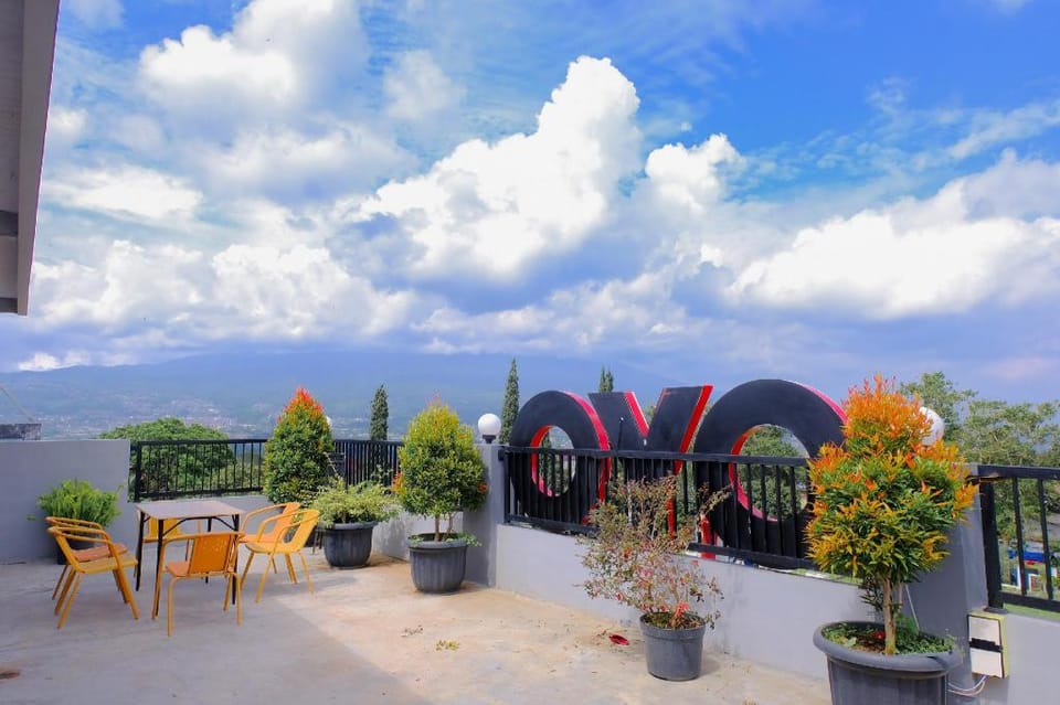 OYO 354 32 Residence Hotel in Batu