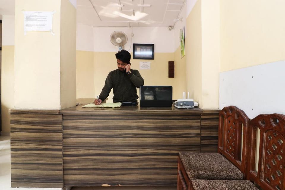 Super Hotel O AKBAR PALACE Hotel in Uttar Pradesh
