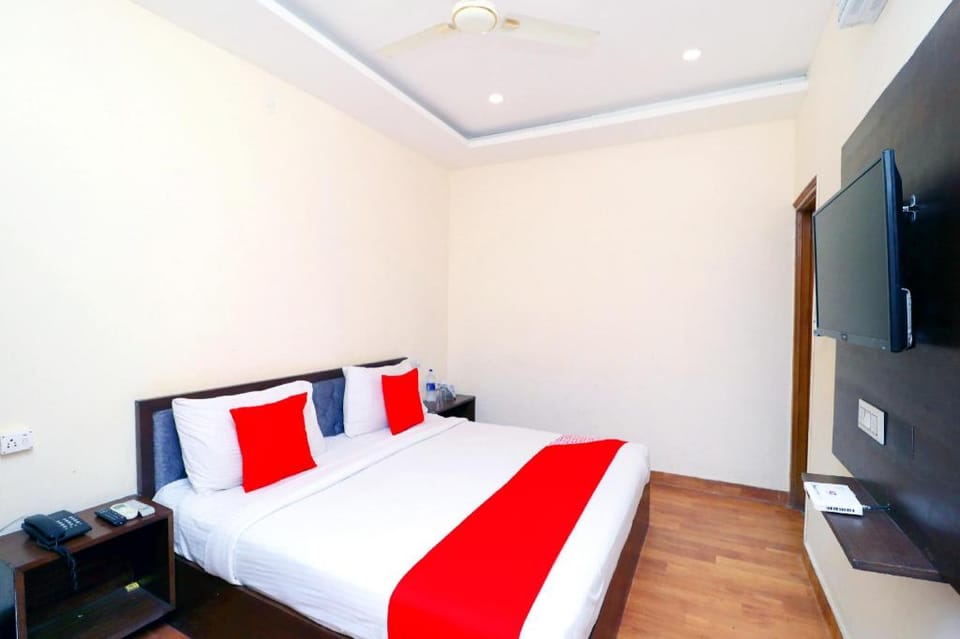Capital O Prince Venue Hotel in Punjab, India