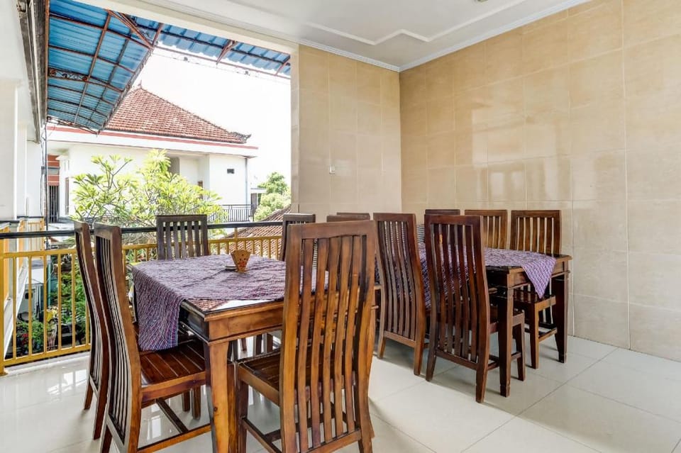 Antara Sunset Road Hotel in Kuta
