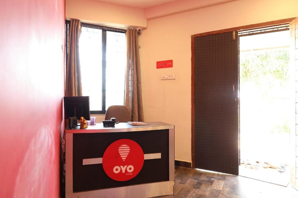 Collection O Nagpur International Airport Hotel in Maharashtra
