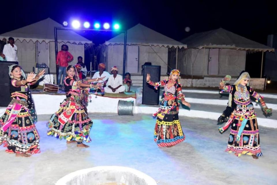 Aroma Desert Safari Camp Luxury tent in Sindh