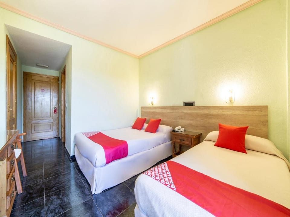 Hotel El Prado by Vivere Stays Hotel in La Mancha