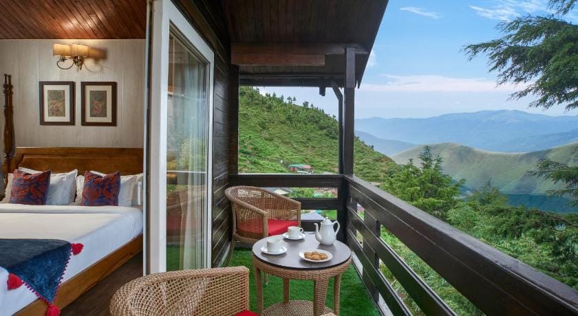 Larisa Resort Mussoorie Hotel in Uttarakhand