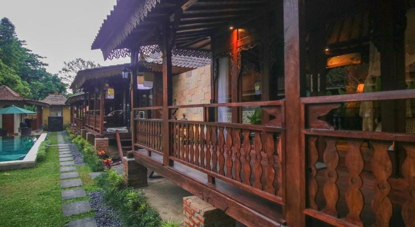 Ari Cottages Ubud Bed and Breakfast in Sukawati