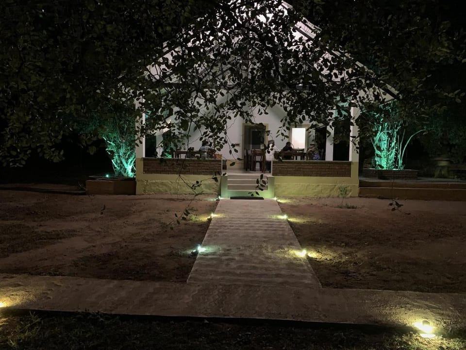 Thihawa Eco Huts Yala Bed and Breakfast in Southern Province