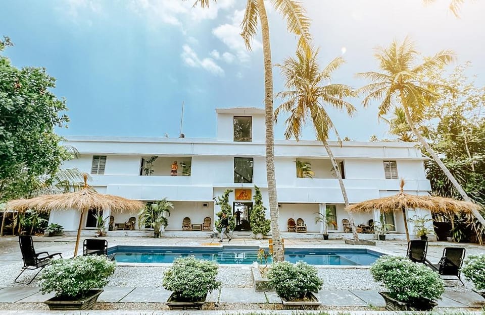 Satta Beach Deluxe Hotel in Varkala