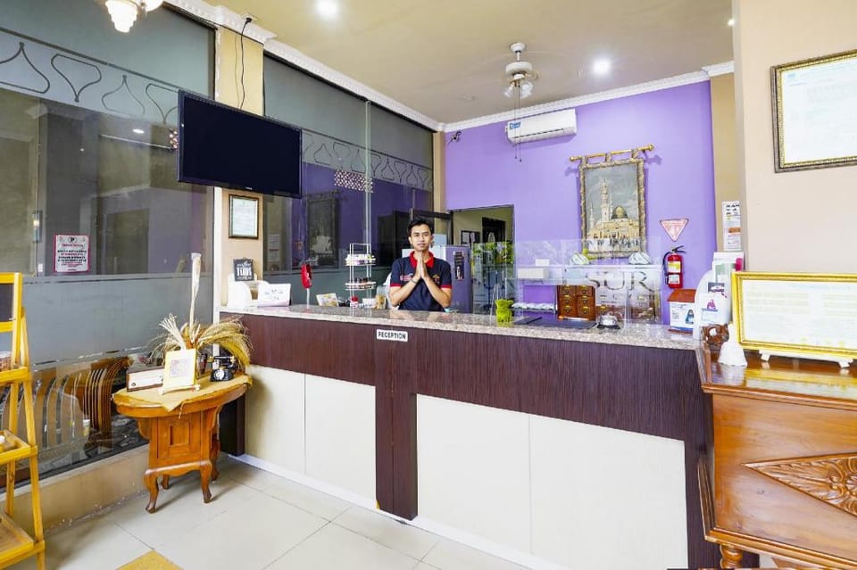 OYO Flagship 91295 Suria City Hotel Syariah Hotel in Bandung