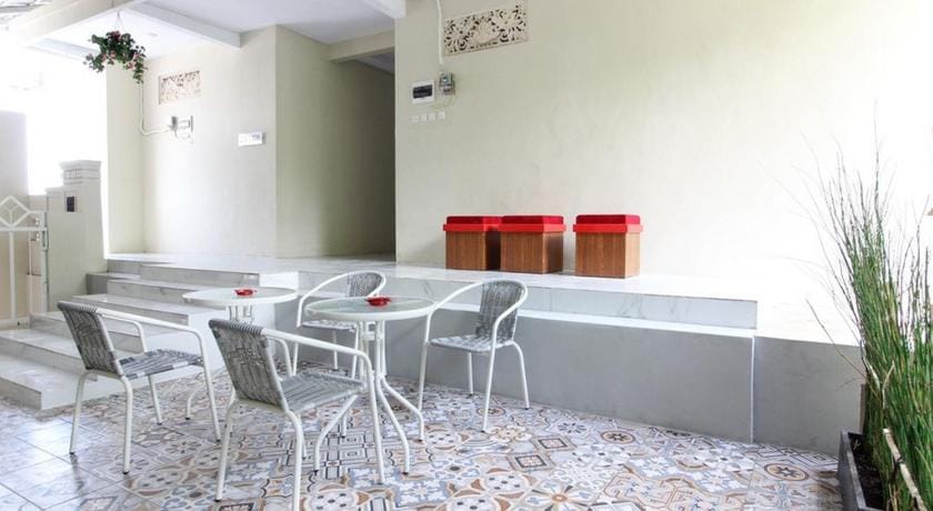 RedDoorz near Jogja Kembali Monument 3 Bed and Breakfast in Special Region of Yogyakarta