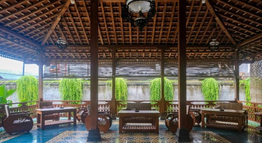 Joglo Manggisan Syariah Hotel in Special Region of Yogyakarta