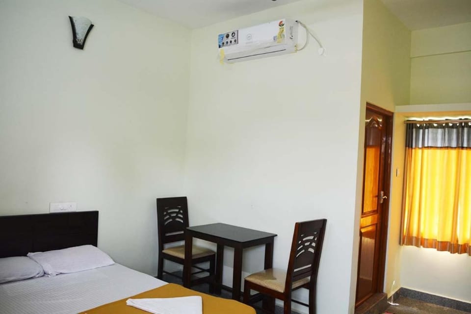 Jippus Galaxy Budget Air port hotel Campground/ 
RV Resort in Kochi