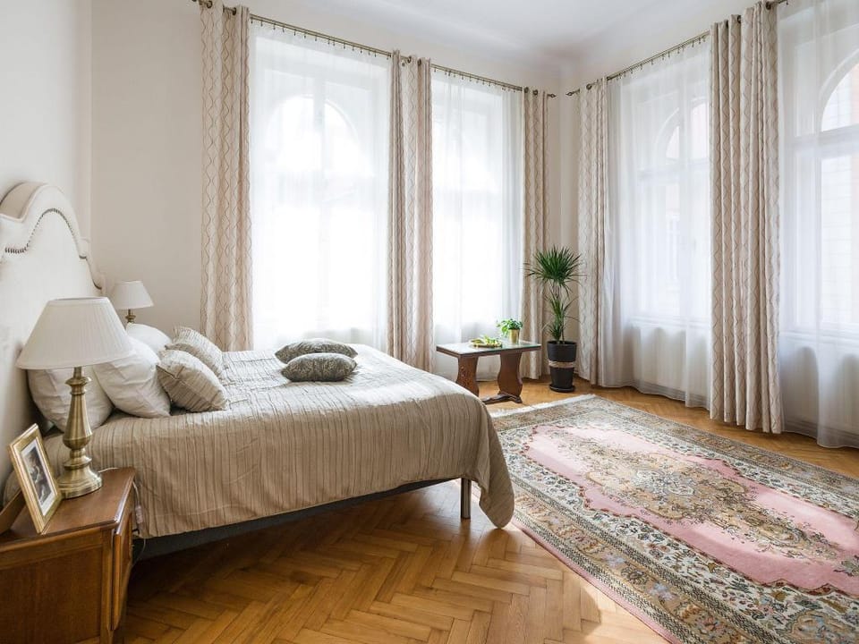 Belle Epoque I, luxury suite 50m to Main Square Apartment in Krakow