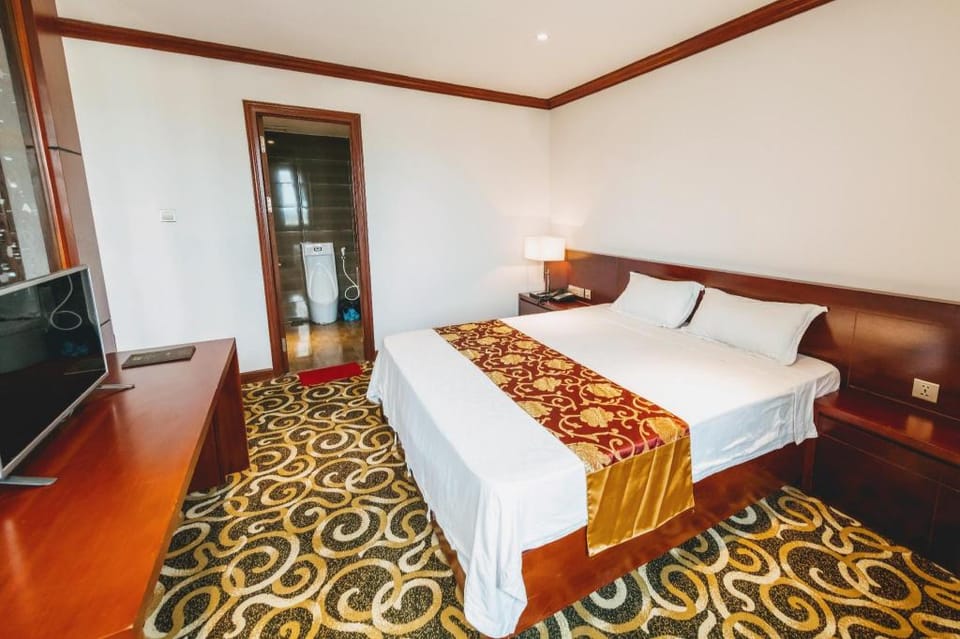 HOANG TRUNG HOTEL Hotel in Vietnam