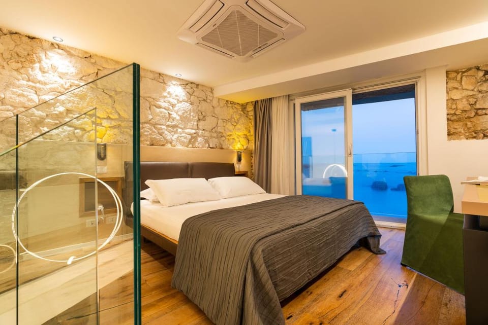 Re Dionisio Luxury Suites Bed and Breakfast in Syracuse