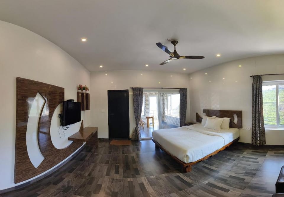 Paradise Peak Cottage Hotel in Kerala