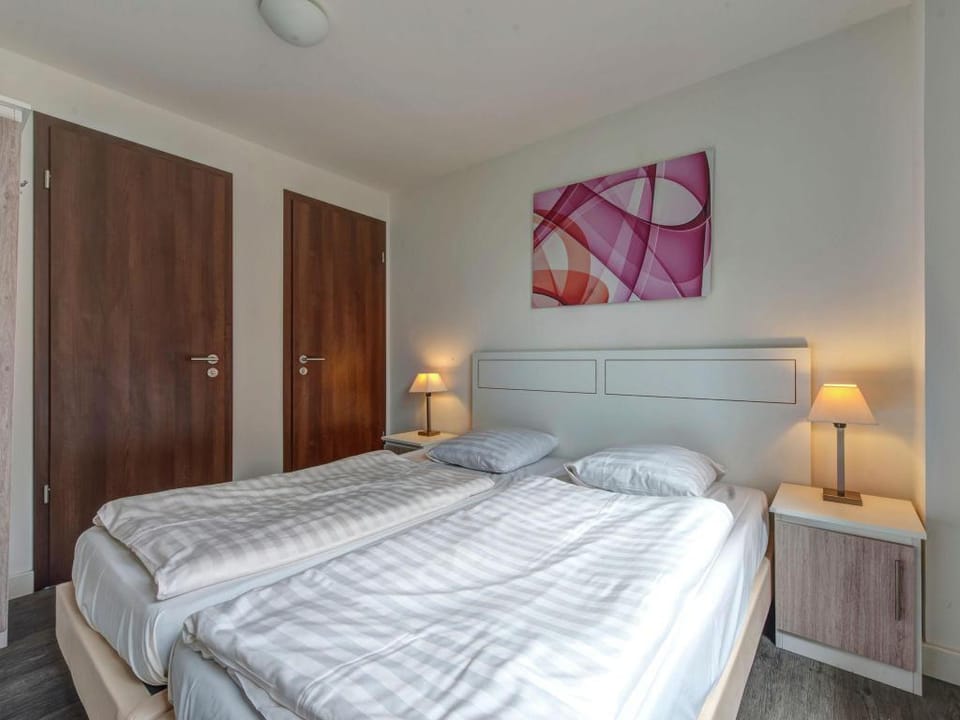 Villa with bubble bath, solarium and fireplace Villa in Vulkaneifel