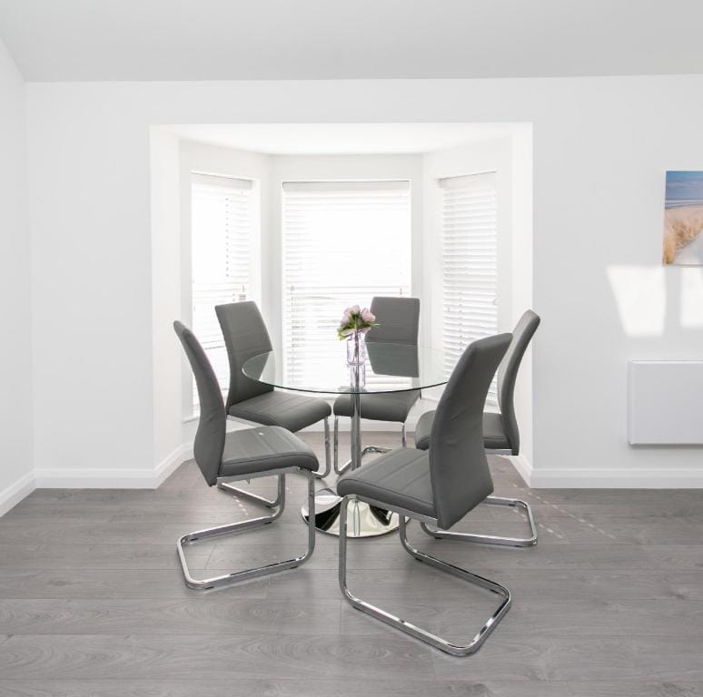 107 Eglinton Street Apartment in Portrush
