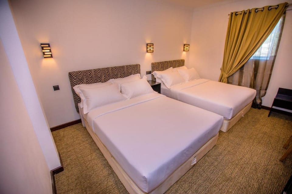 Huddle Hotel in Nuwara Eliya