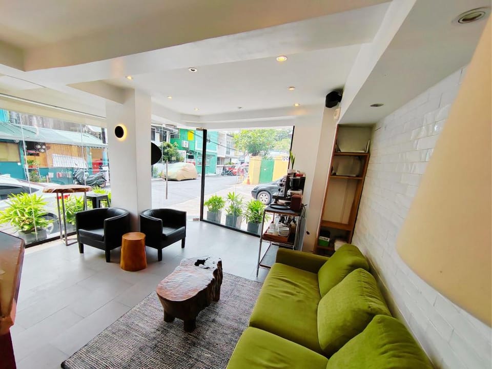 Gomez House by Hotel Durban Poblacion Makati Hotel in Makati