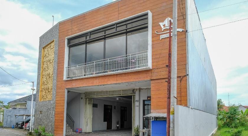 RedDoorz @ MM Guesthouse Yogyakarta Bed and Breakfast in Special Region of Yogyakarta