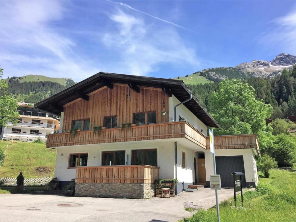 Apartment in Steeg in a beautiful setting Apartment in Tyrol