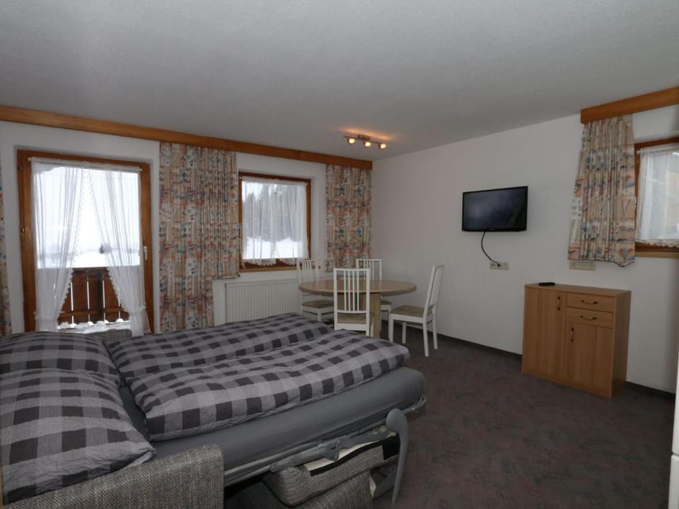 Apartment in Ischgl at the ski bus stop Apartment in Saint Anton am Arlberg