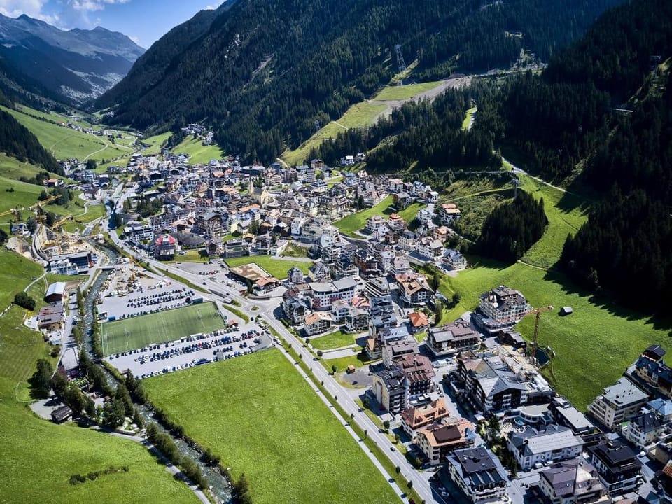 Apartment in Ischgl near Ski Lift Apartment in Saint Anton am Arlberg