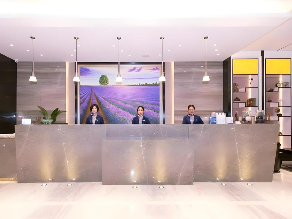 Lavande Hotel Tianjin Xiangluo Bay Binhai High-Speed Railway Station Hotel in Tianjin