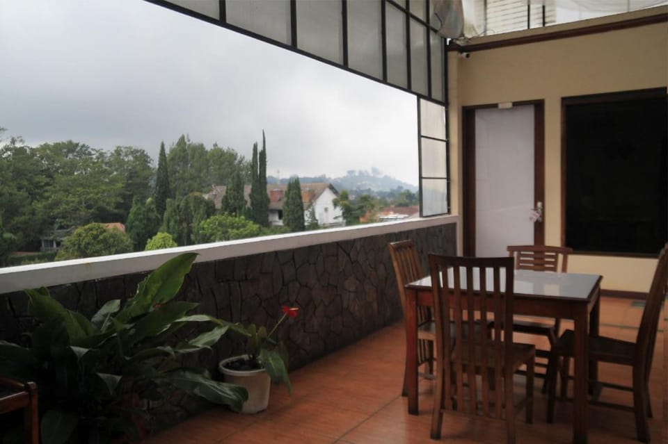 Hotel Hikmat Indah Hotel in Lembang
