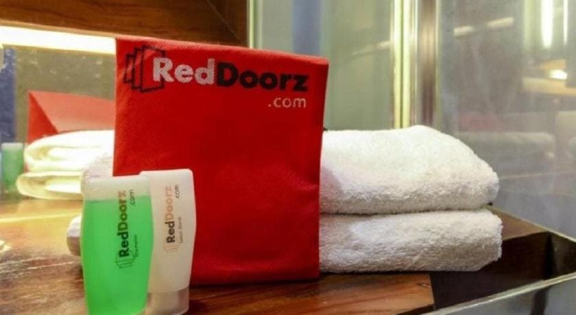RedDoorz near Goa Panggung Hotel in West Java