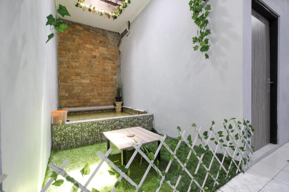 RedDoorz near Graha Saba UGM Bed and Breakfast in Special Region of Yogyakarta
