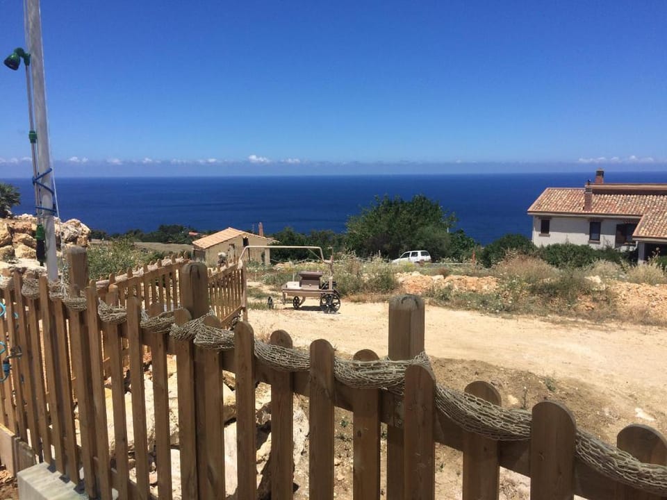 La Sula Mare Accommodation 2 Km from the Zingaro Nature Reserve Apartment in Scopello, Trapani