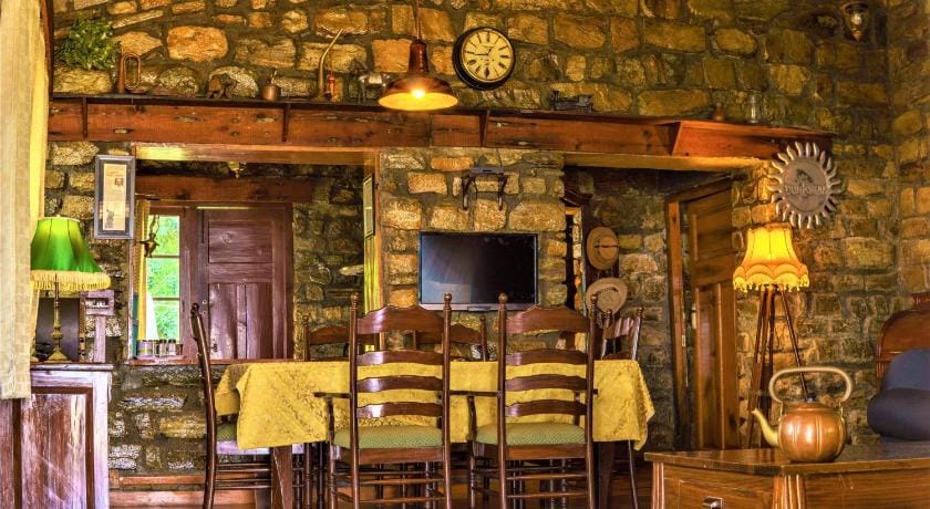 Renz Himalayan Retreat Resort in Uttarakhand