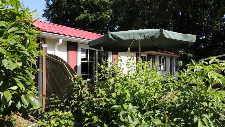 Terrace Apartment with Lush Garden Vacation rental in Epe