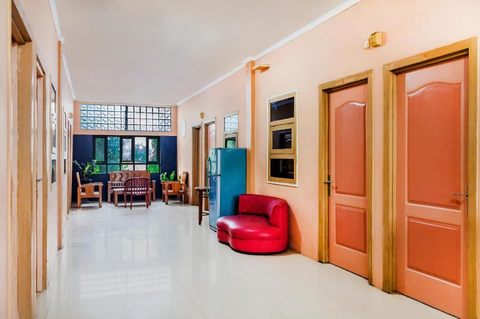 OYO 789 Pelangi Guest House Hotel in West Java