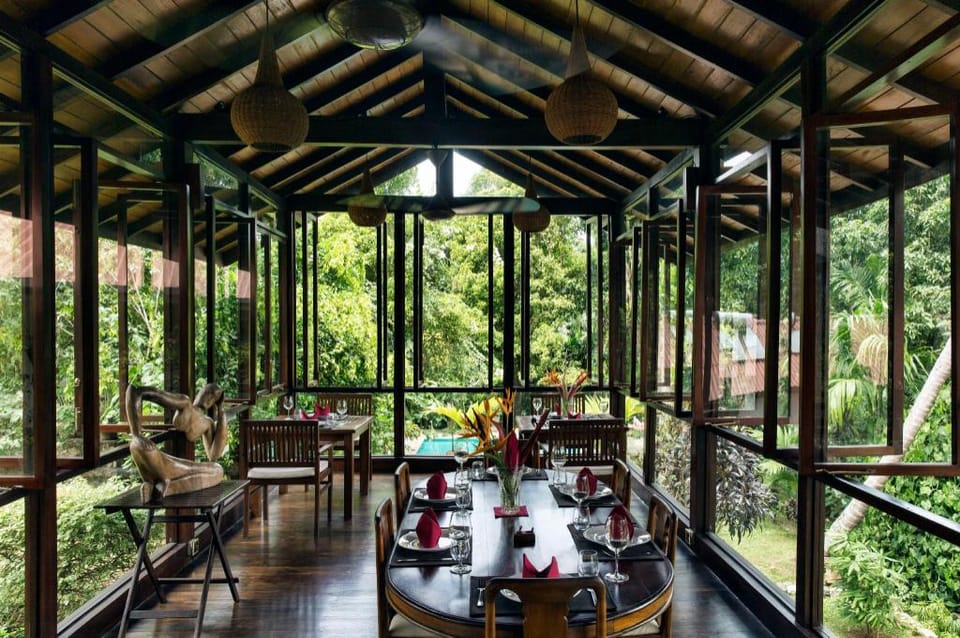 Rosyth Estate House Hotel in Western Province