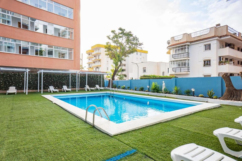 Apartamentos El Velero Apartment in Torremolinos