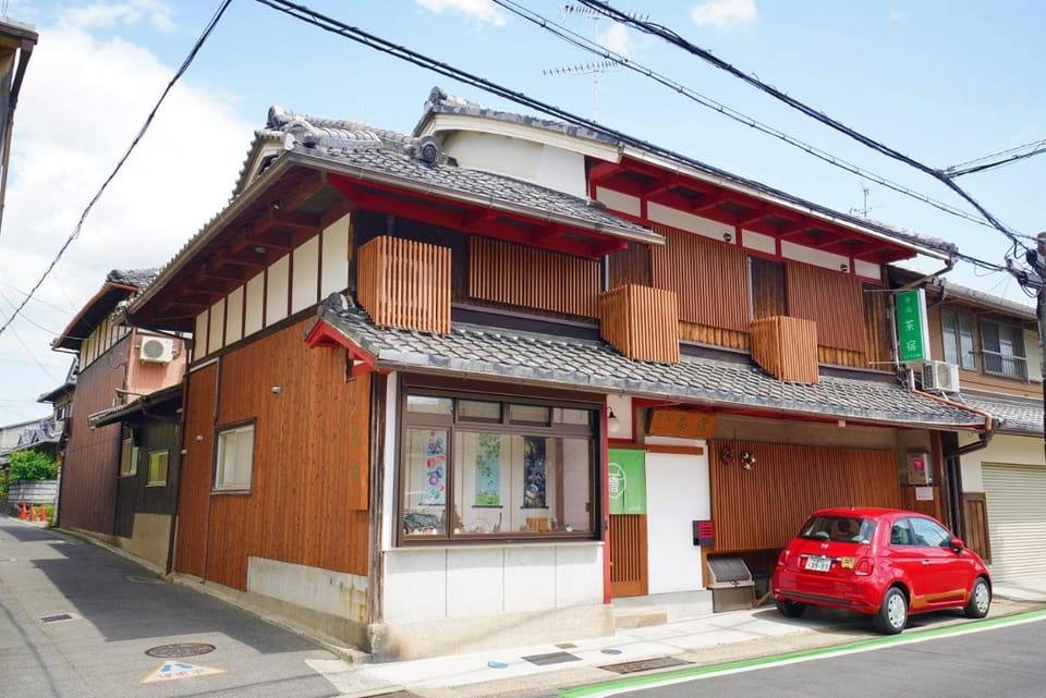 Uji Tea Inn Bed and Breakfast in Kyoto