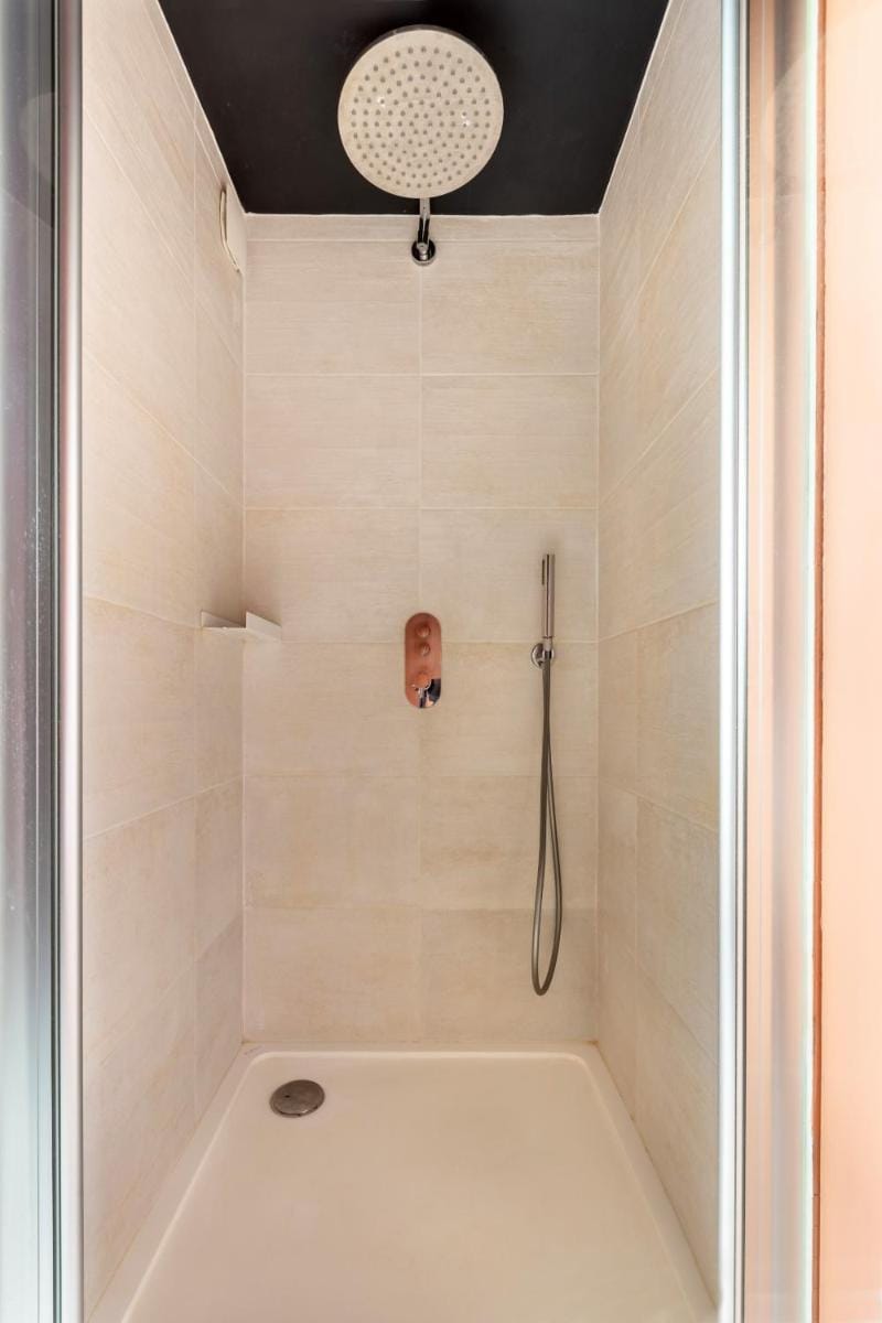 Au Chat Qui Dort Lille - Magasin Apartment in Lille