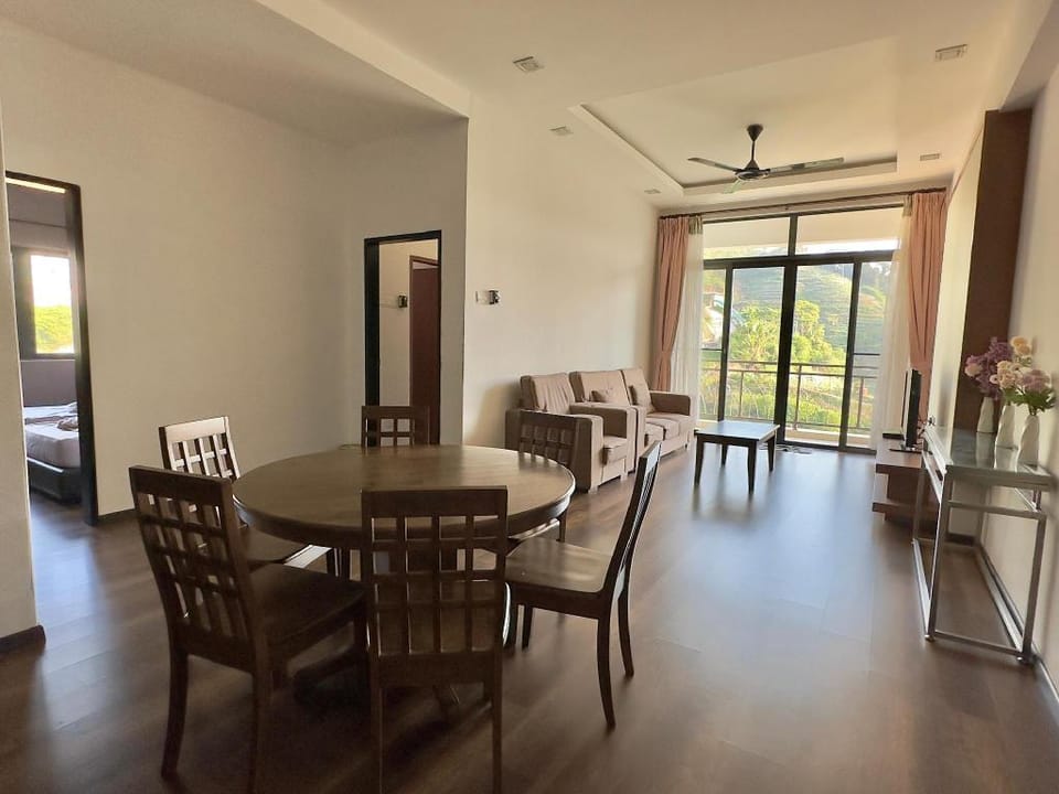 The Retreat 3 Bedroom @ Nova Highlands Valley View Apartment in Brinchang