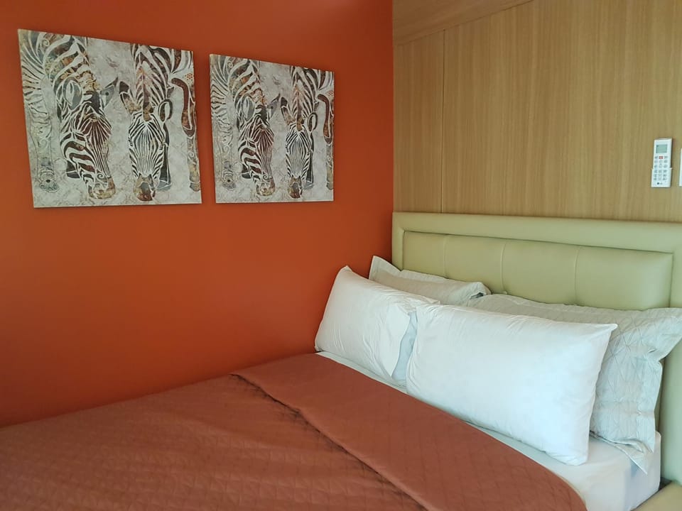 La Vista Luxury at Shell Residences Apartment in Pasay
