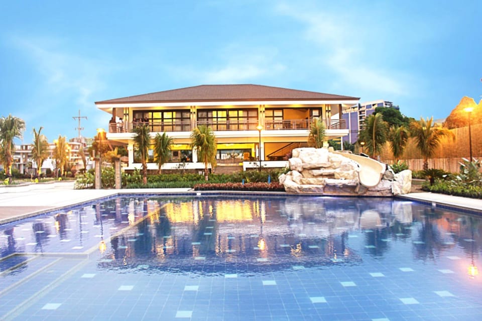 Zinnia  Cozy Condotel Apartment in Quezon City