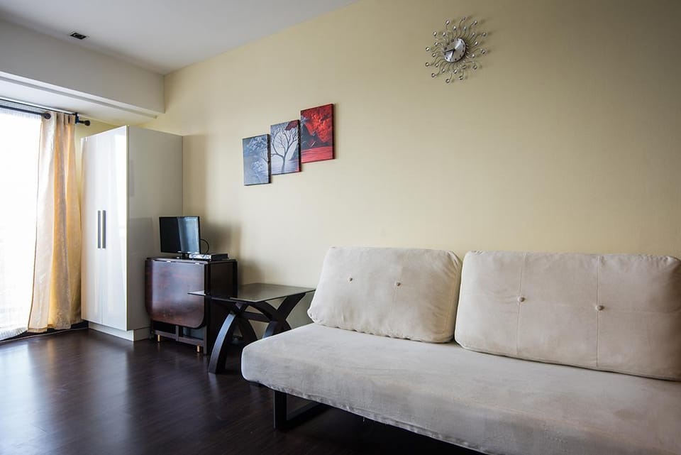 Trendy Suite at Knightsbridge Residences  Apartment in Mandaluyong