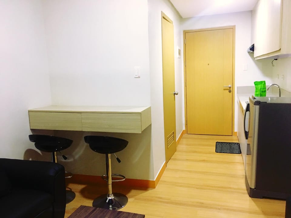 Trees Residences condo Fairview  Apartment in Quezon City