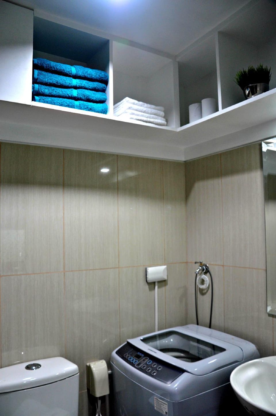 Cozy Escape at the Heart of Metro Apartment in Pasay