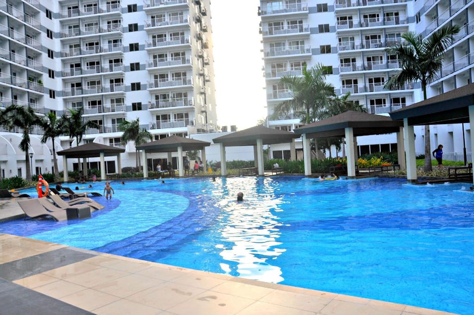 Cozy Escape at the Heart of Metro Apartment in Pasay
