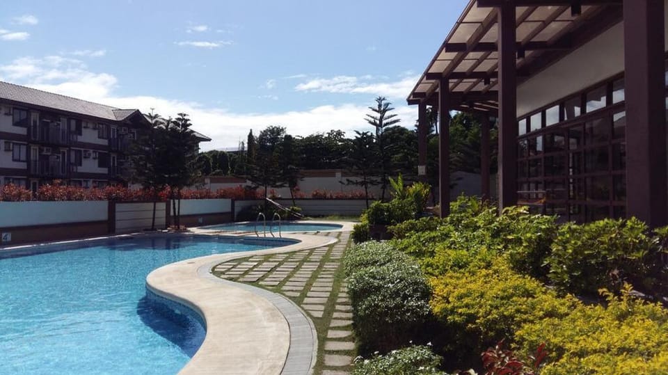 Condo eLgimikero @ Solano Hills open 24/7 Apartment in Muntinlupa