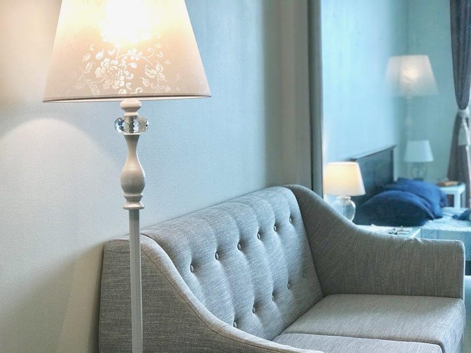 Azure (High Floor-Nice City View-With Kitchen) Apartment in Pasay